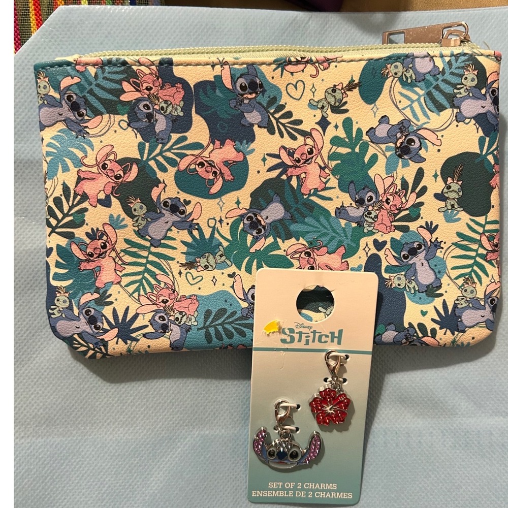 Disney Lilo & Stitch Pouch with Set of 2 Enamel Charms Stitch Angel Scrump NEW